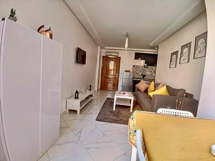 Appartement Center De Gueliz Avec Piscine Marakeş Dış mekan fotoğraf